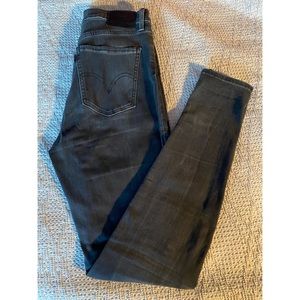 Mile high Levi’s jeans